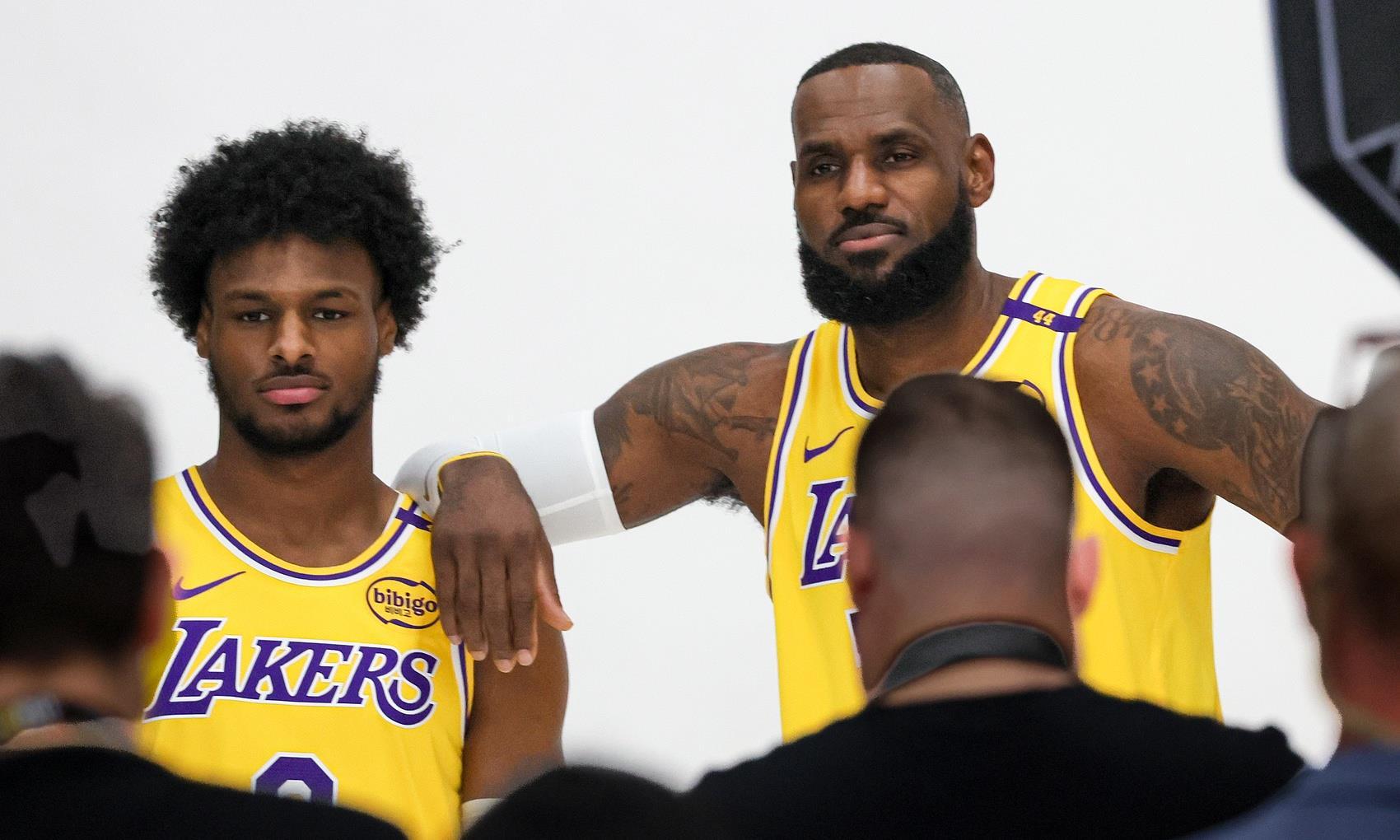 爱游戏入口-凯恩进球视频