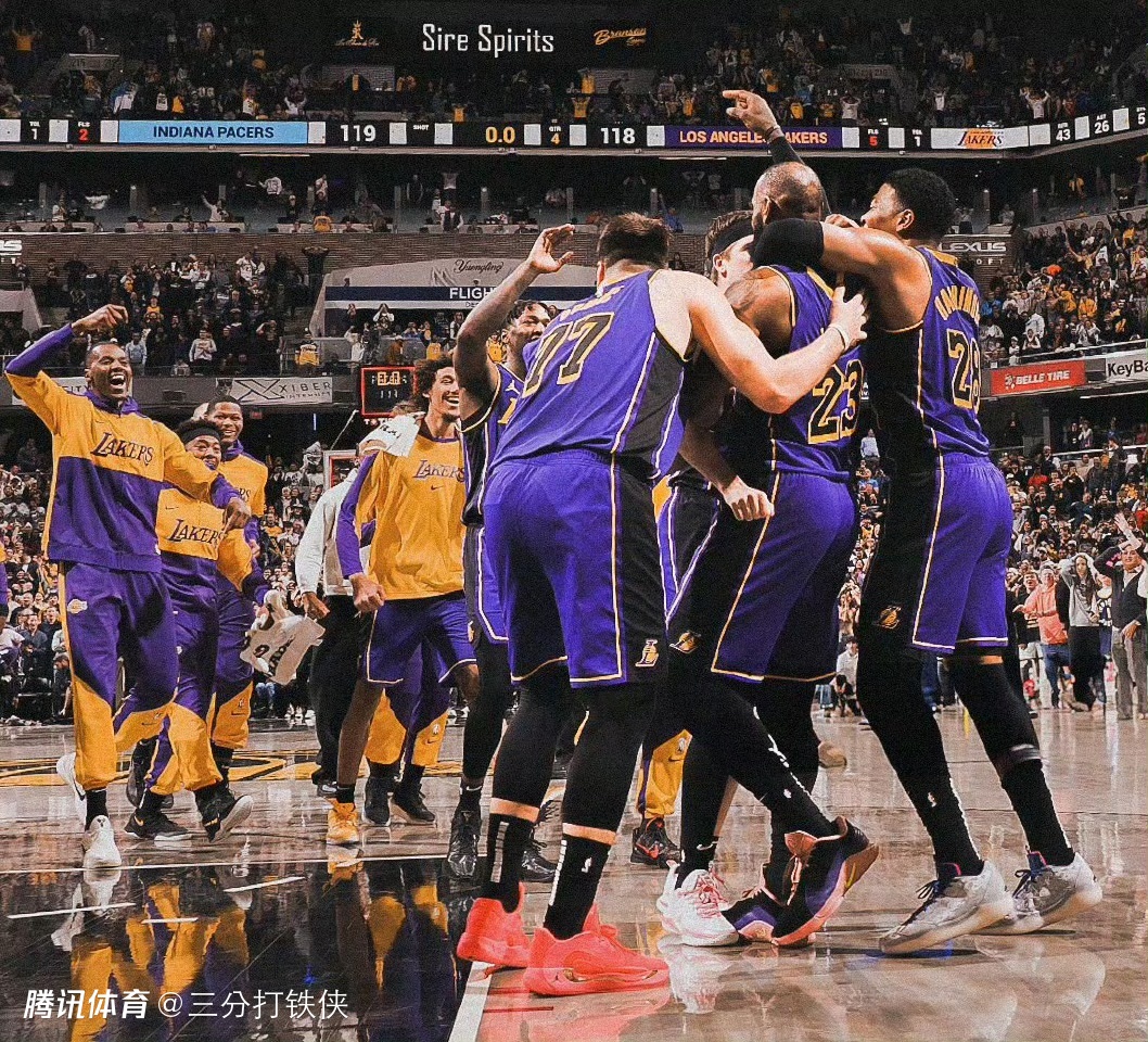 爱游戏体育-冲刺阶段武汉三镇绝杀压哨：NBA季后赛节点到来，赛场秩序良好，身体对抗强度拉满的简单介绍