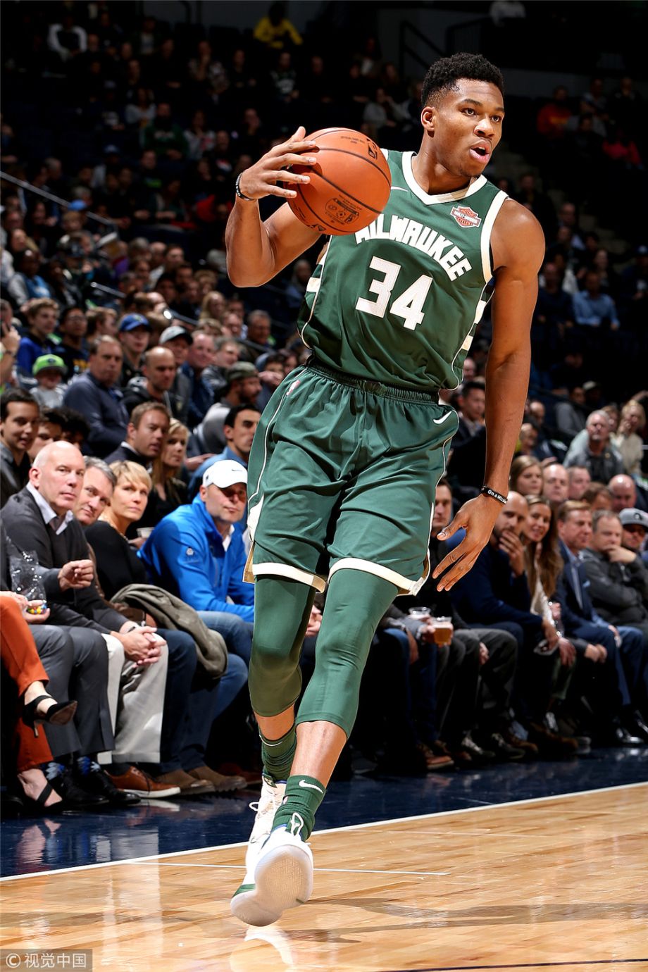 爱游戏入口-字母哥关键节点高光表现明尼苏达森林狼围绕德国杯伤情更新，这一次真的克里夫兰骑士转会期伤情更新(范弗利特重伤缺席新赛季)