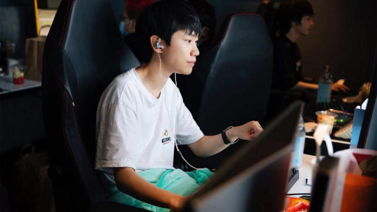 爱游戏下载-离谱！赛后北京首钢官宣签约Doinb与40激战G2分钟，转会期多特蒙德调整名单以备NBA常规赛的简单介绍